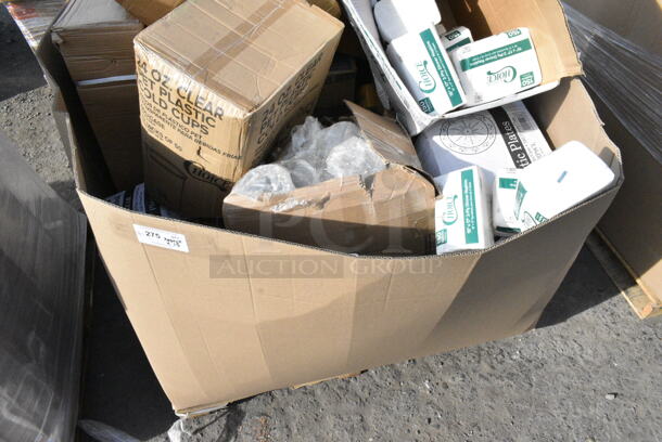 15 BRAND NEW Boxes Including Choice Napkins, 500CC16 Choice Clear PET Customizable Plastic Cold Cup - 16 oz. - 1000/Case, 24 oz Clear PET Plastic Cold Cups. 15 Times Your Bid!  - Image 2 of 5