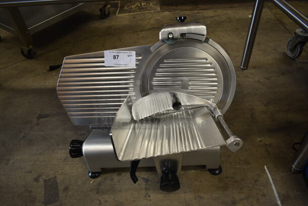 2021 Avantco 177SL312 Stainless Steel Commercial Countertop Meat Slicer w/ Blade Sharpener. 110-120 Volts, 1 Phase. Tested and Working!