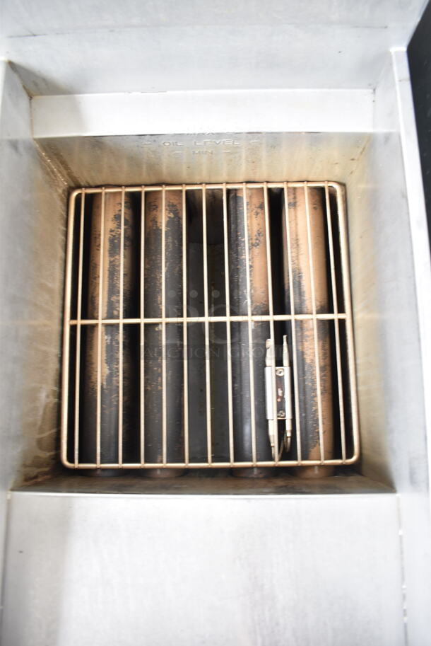 2021 Pitco Frialator 45C Stainless Steel Commercial Floor Style Natural Gas Powered Deep Fat Fryer. 122,000 BTU.  - Image 3 of 6