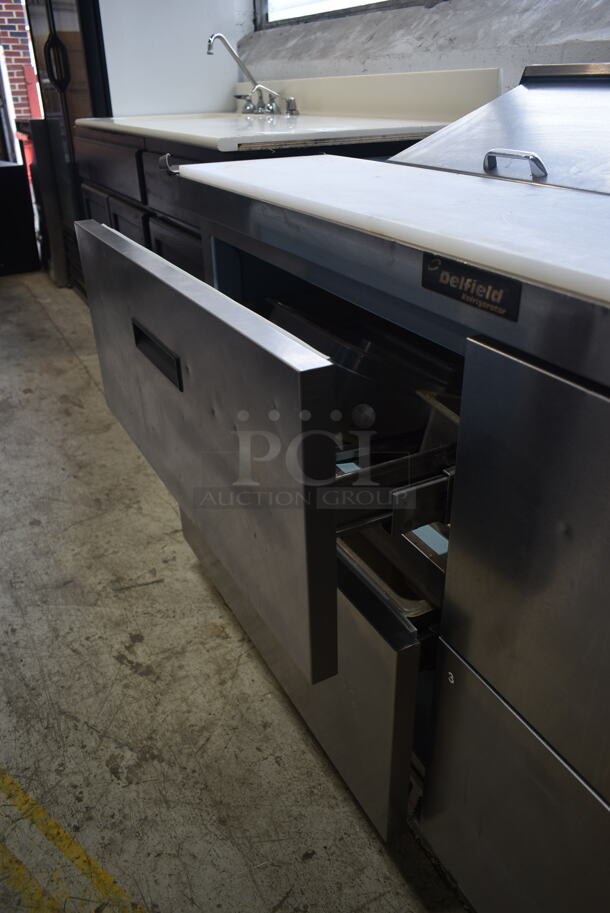 Delfield UCD4464N-12-DD5 Stainless Steel Commercial Sandwich Salad Prep Table Bain Marie Mega Top w/4 Drawers. 115 Volts, 1 Phase. Tested and Powers On But Does Not Get Cold - Image 5 of 8