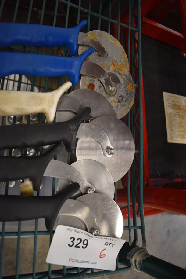 11 Various Metal Pizza Pie Cutters. Includes 9". 11 Times Your Bid! - Image 2 of 4
