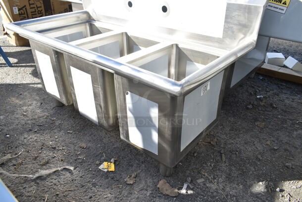 BRAND NEW SCRATCH AND DENT! Regency 600S31014 39" 16-Gauge Stainless Steel Three Compartment Commercial Sink. No Legs. 10" x 14" x 12" Bowls. - Image 3 of 5