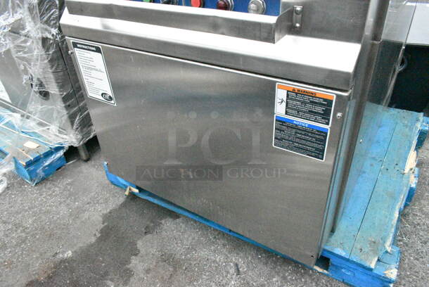 LVO FL14E Stainless Steel Commercial Floor Style Pot and Pan Washer. 460 Volts, 3 Phase. - Image 3 of 10