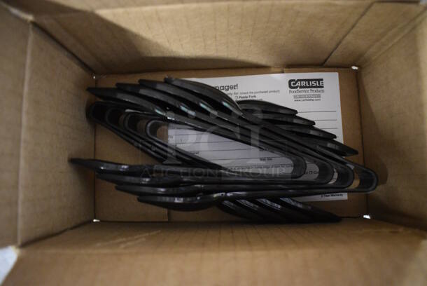 ALL ONE MONEY! Lot of 8 BRAND NEW IN BOX! Carlisle Black Tongs! 6