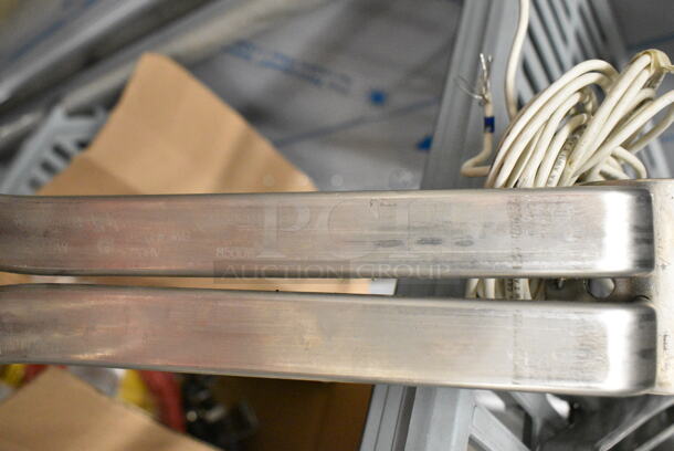 3 BRAND NEW SCRATCH AND DENT! Items Including Eaton C25DND330T Contactor, FM8262196 Element. 3 Times Your Bid!  - Image 12 of 12