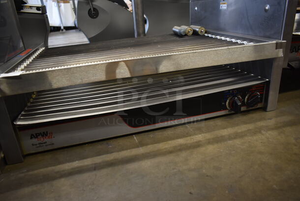 APW Wyott HRS-75 ST Stainless Steel Commercial Countertop Hot Dog Roller. 208/240 Volts, 1 Phase. - Image 3 of 4