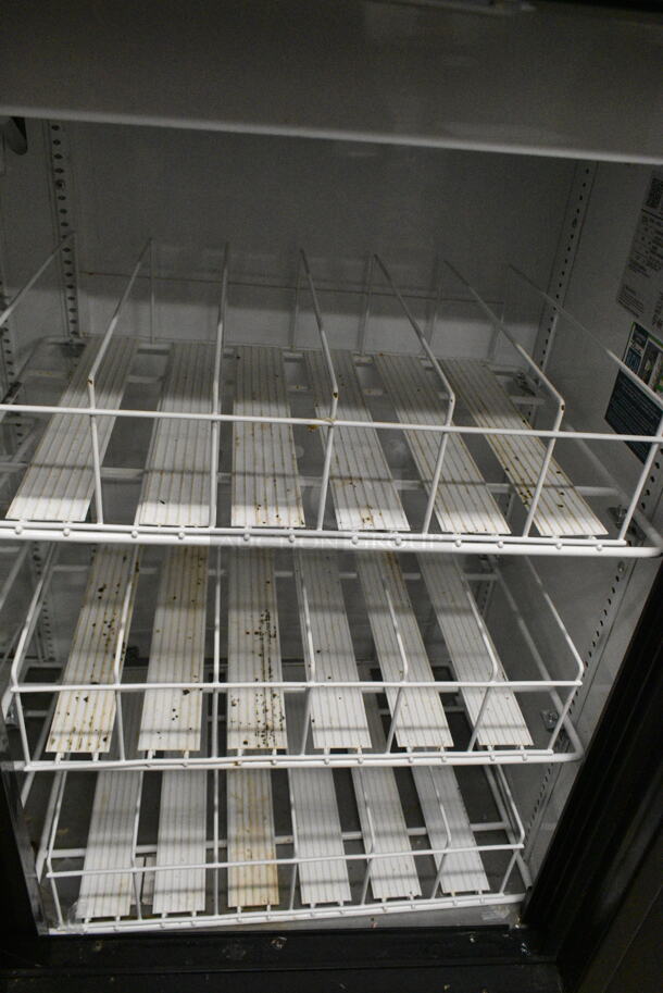 2019 True GDM-41SL-48-HC-LD Metal Commercial 2 Door Reach In Cooler Merchandiser w/ Poly Coated Racks. 115 Volts, 1 Phase. Tested and Working! - Image 3 of 4