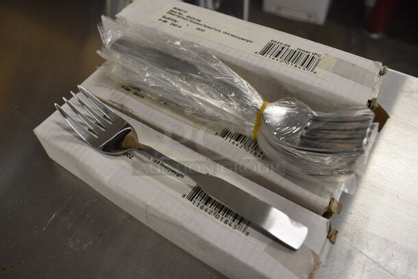 60 BRAND NEW IN BOX! Winco  0025-06 Stainless Steel Houston Salad Forks. 6". 60 Times Your Bid! - Image 2 of 3