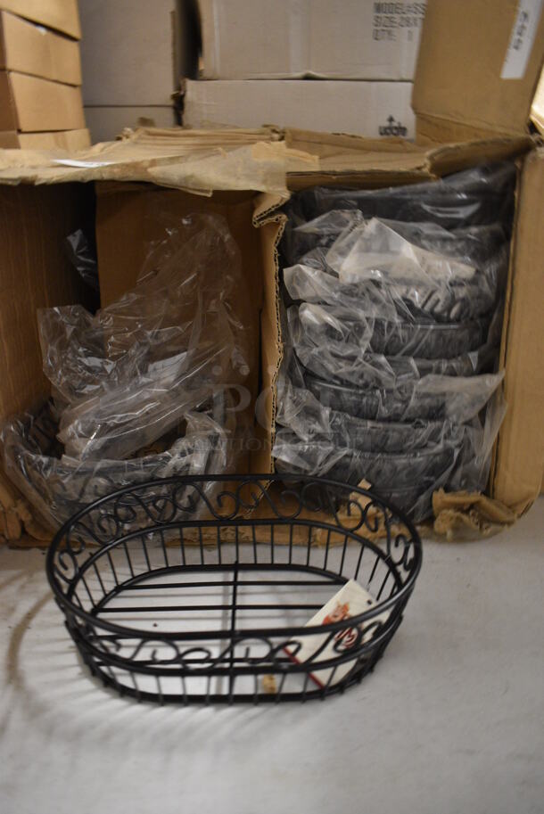 26 BRAND NEW IN BOX! American Metalcraft Black Metal Wire Food Baskets. 9x7x3. 26 Times Your Bid! - Image 3 of 3