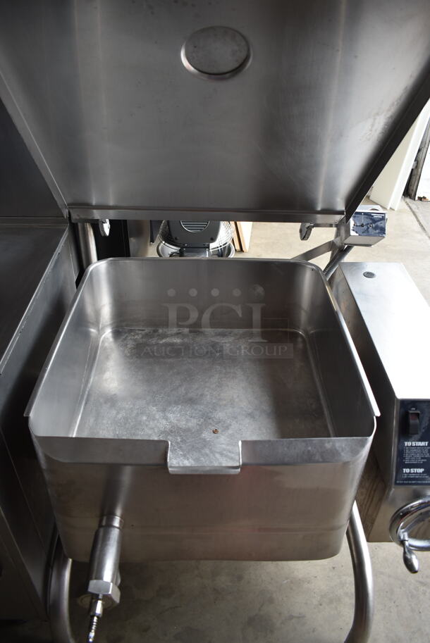 Groen BPM-30G Stainless Steel Commercial Floor Style Natural Gas Powered 30 Gallon Braising Pan. 104,000 BTU.  - Image 7 of 10