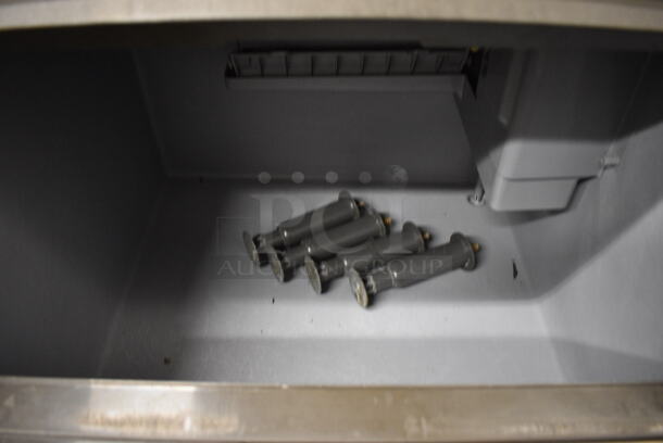 Manitowoc Model QY0134A Stainless Steel Commercial Self Contained Ice Machine. 115 Volts, 1 Phase. 26x25x33 - Image 4 of 6