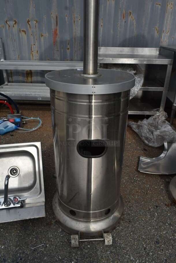 Style Selections NCZH-G-KMZMSS Metal Propane Gas Powered Outdoor Patio Heater. 48,000 BTU.  - Image 2 of 6