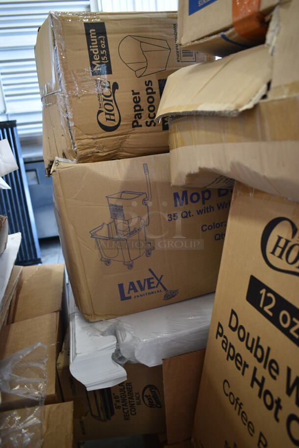 PALLET LOT of 15 BRAND NEW Boxes Including Dart 12B32 12 oz. Insulated White Customizable Foam Container - 1000/Case, 50012DWALLC Smooth Double Wall Paper Hot Cup, 500CC9 Choice Clear Dome Lid w Hole, 427TBBD4 Bolt Down Outdoor Table Base Plate, Choice Medium Weight Forks, CTR16BD Dart SafeSeal 16 oz. Plastic Tamper-Resistant, Tamper-Evident Bowl with Dome Lid - 240/Case, 500CC32P Choice Clear PET Plastic Cold Cup - 32 oz. - 500/Case, Lavex 35 Quart Mop Bucket, MC6610B 8"x6" Rectangular Containers. 15 Times Your Bid! - Image 9 of 10