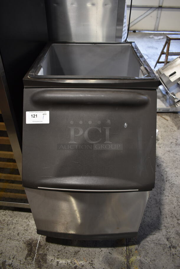 Manitowoc B320 Stainless Steel Commercial Ice Bin. - Image 1 of 5
