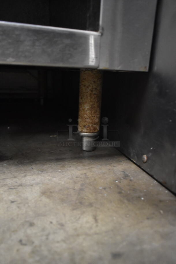 Butcher Block Table w/ Stainless Steel Under Shelves. - Image 4 of 4