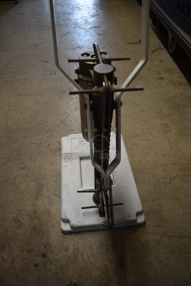 Metal Countertop Perfect Peeler Pineapple Corer - Image 5 of 5