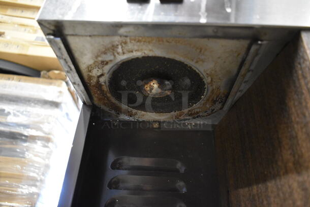 Bunn VPR Stainless Steel Commercial Countertop 2 Burner Coffee Machine. 120 Volts, 1 Phase.  - Image 4 of 6