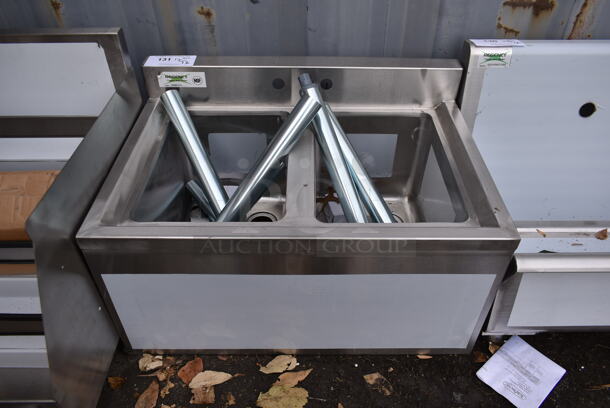 BRAND NEW SCRATCH AND DENT! Regency 600B21014 Stainless Steel Commercial 2 Bay Sink w/ Legs. Bays 10x14 - Image 1 of 3
