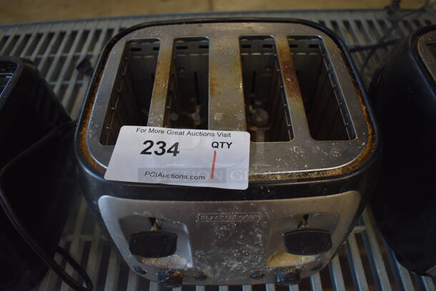 Black & Decker Metal Countertop 4 Slot Toaster. 120 Volts, 1 Phase. 10x9x7 - Image 3 of 4