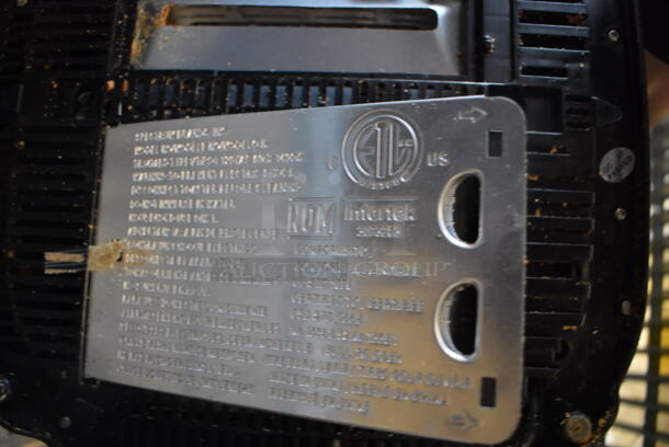 Black & Decker Metal Countertop 4 Slot Toaster. 120 Volts, 1 Phase. 10x9x7 - Image 4 of 4