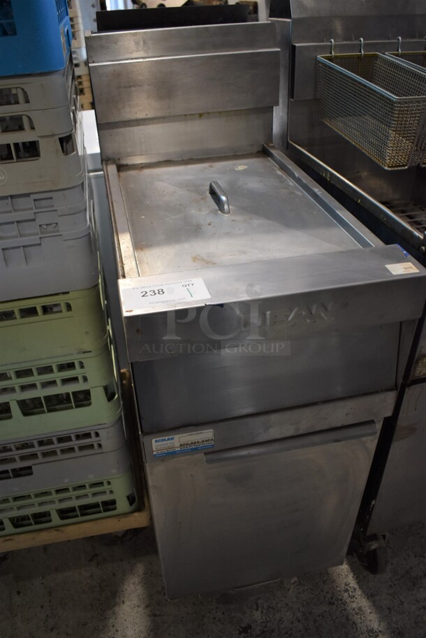 Dean CFSM150GNS Stainless Steel Commercial Floor Style Natural Gas Powered Deep Fat Fryer. 120,000 BTU. 16x31x47 - Image 2 of 8