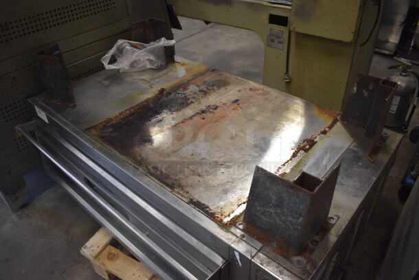 Leego RM-4109EWS Stainless Steel Commercial Single Deck Pizza Oven. Comes w/ 4 Metal Legs! 220 Volts.  52x39x25 - Image 7 of 7