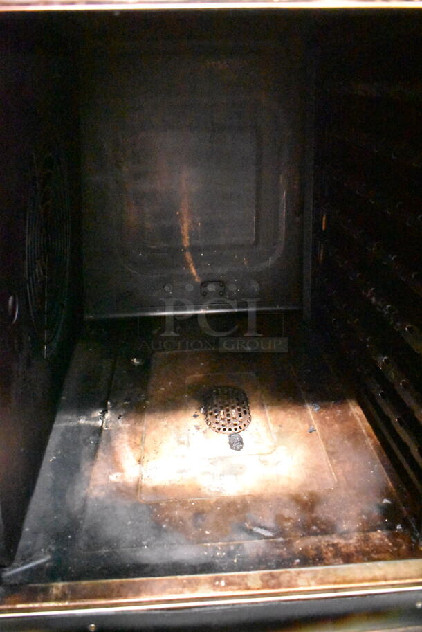 LATE MODEL! Alto Shaam CTP7-20E Stainless Steel Commercial Electric Powered Combitherm Convection Oven. 208-240 Volts, 3 Phase. - Image 4 of 7