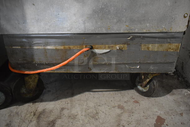 Bucksco Metal Commercial Single Door Reach In Heating Proofing Holding Cabinet on Commercial Casters. Cannot Test - Unit Was Previously Hardwired - Image 3 of 6