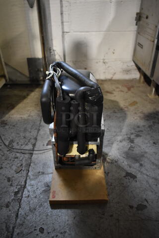 Remcor Mini-K 1415 Commercial Compressor. 120 Volts, 1 Phase. 