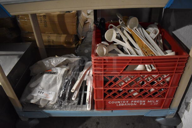 ALL ONE MONEY! Tier Lot of Various BRAND NEW Items Including Poly Ladles and Spatulas