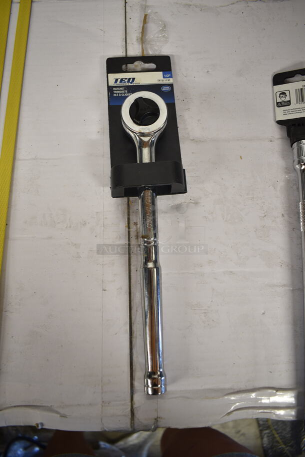 3 BRAND NEW! TEQ Items; 10" Extension Bar, Ratchet and Socket Set. 3 Times Your Bid! - Image 5 of 10