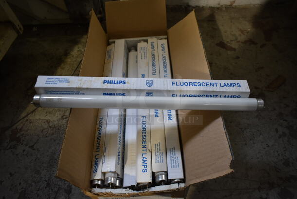 Box of 24 BRAND NEW Philips F15T8/CW Fluorescent Tube Lights. - Image 4 of 5