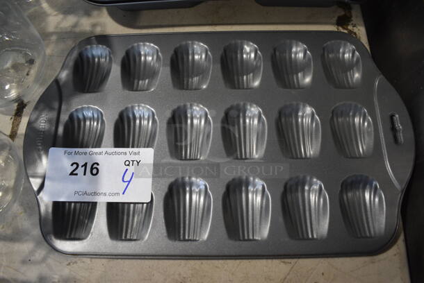 4 Metal 18 Shell Shaped Cup Baking Pans. 15x9x1. 4 Times Your Bid!