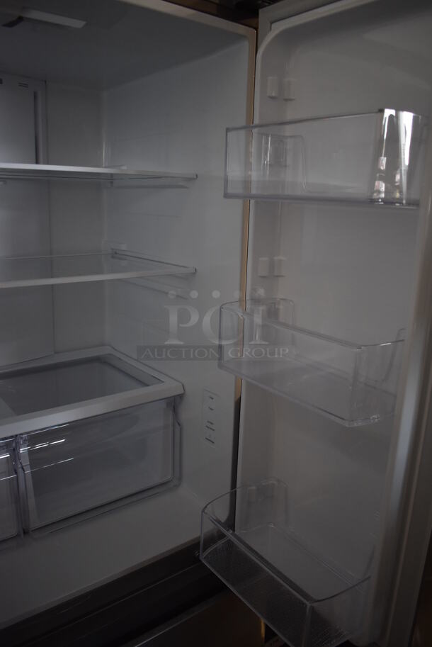 BRAND NEW SCRATCH AND DENT! Samsung RF18A5101SR Stainless Steel French Style Cooler Freezer Combo. 115 Volts, 1 Phase. 32x28x70. Tested and Working! - Image 5 of 7