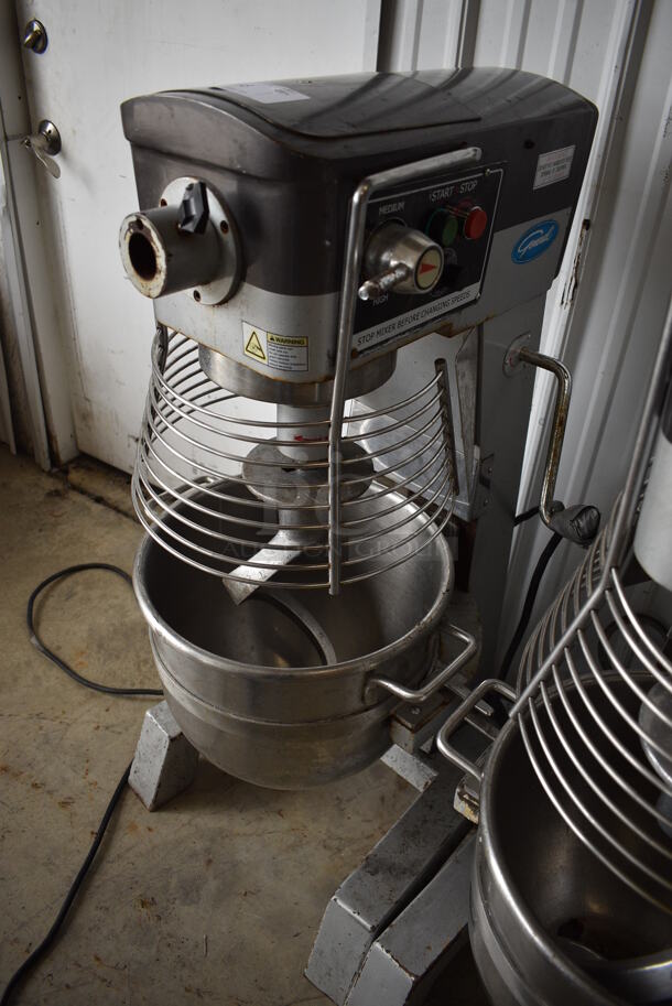 General Metal Commercial Floor Style 30 Quart Planetary Dough Mixer w/ Stainless Steel Mixing Bowl, Dough Hook and Bowl Guard. 22x27x45. Cannot Test Due To Broken Bowl Lift