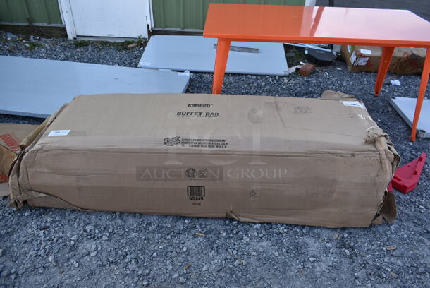 BRAND NEW SCRATCH AND DENT! Cambro Buffet Bar w/ Standing Sneeze Guard. - Image 2 of 6