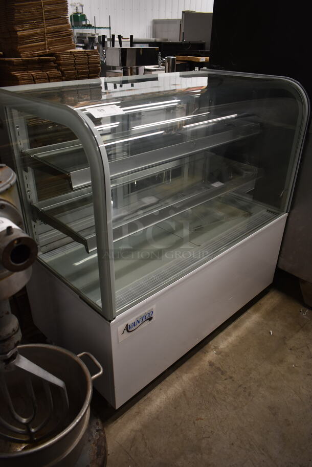 Avantco 193BC48HCW Metal Floor Style Curved Glass White Refrigerated Bakery Display Case. 110-120 Volts, 1 Phase. Cannot Test Due To Cut Power Cord - Image 3 of 6