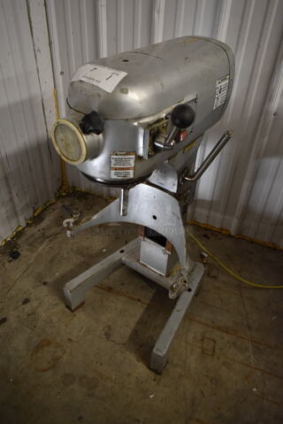Hebvest SM30HD/7301 Metal Commercial Countertop 30 Quart Planetary Mixer. 110 Volts, 1 Phase. Tested and Working!