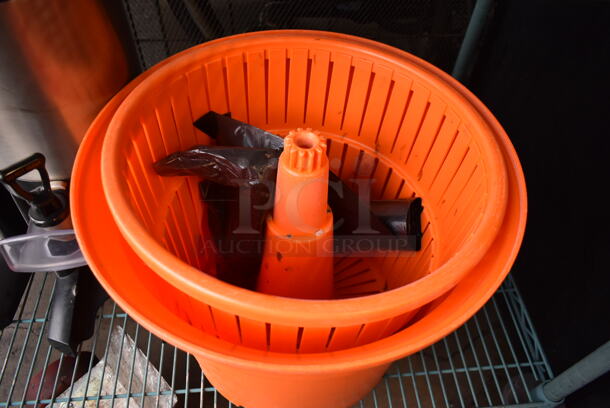 Orange Poly Lettuce Spinner Salad Spinner.  - Image 4 of 4