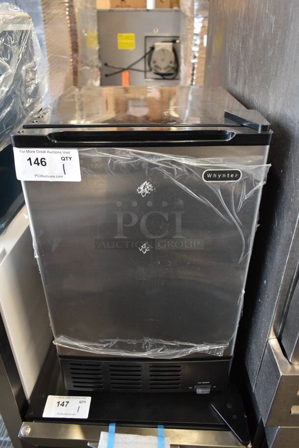 BRAND NEW SCRATCH AND DENT! Whynter UIM-155 15" Built In Ice Maker Machine Stainless Steel 12lb. 115 Volts, 1 Phase. Tested and Working! - Image 1 of 6