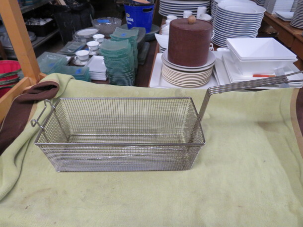 One Deep Fry Basket - Image 1 of 2