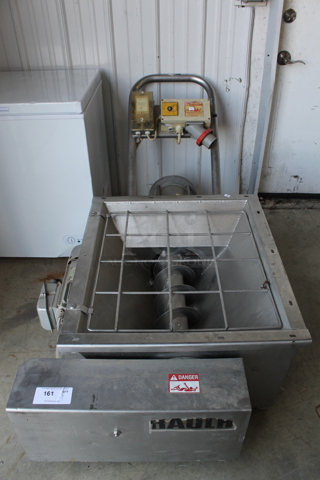 Hauck Metal Commercial Floor Style Electric Powered Grape Harvester. 230/400 Volts, 3 Phase.