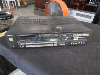 One Technics Quartz Synthesizer TV/FM/AM Stereo Receiver. #SA-936.