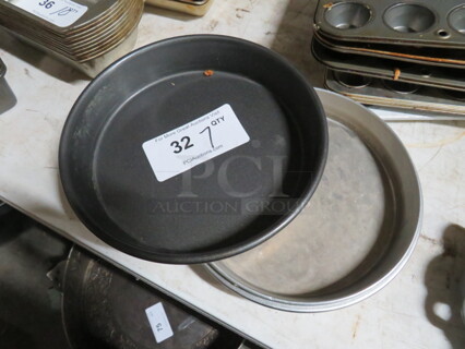 Round Baking Pan. 7XBID