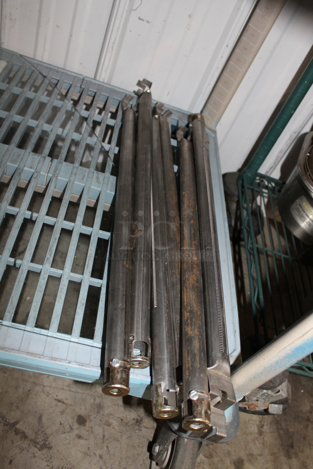 ALL ONE MONEY! Tier Lot of Various Items Including Metal Sneeze Guard Pieces and Glass Pane! - Image 3 of 3