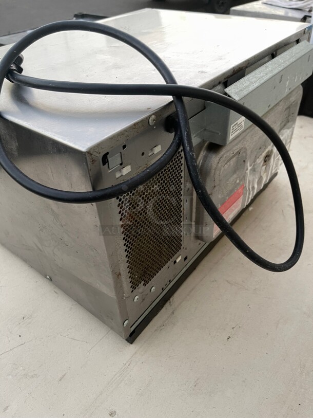 Working! Sharp R-21LCFS 1000w Commercial Heavy Duty Microwave w/ Dial Control, 120v NSF Tested and Working! - Image 7 of 10