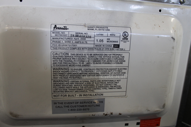 Avanti MO7003SST Countertop Microwave Oven. 120 Volts, 1 Phase.  - Image 5 of 6