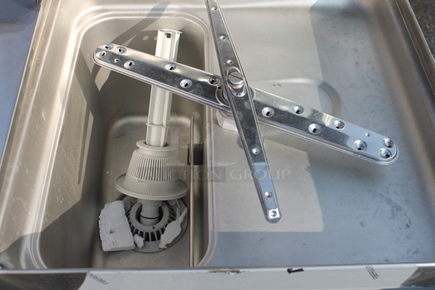 BRAND NEW SCRATCH AND DENT! 2023 Main Street Equipment 541HTDT401 Stainless Steel Straight Pass Through Single Rack High-Temperature Dishwasher with Booster Heater and Regency Left Side Clean Side Dishwasher Table. 208-240 Volts, 1 Phase. - Image 3 of 12