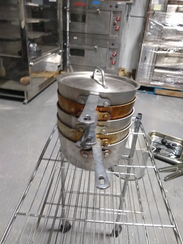 Pans - Image 4 of 4