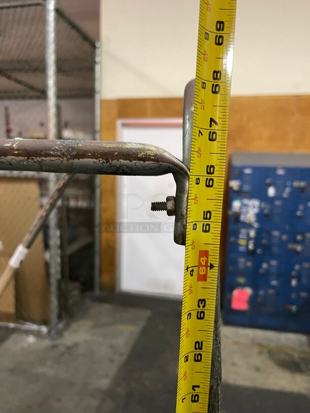Industrial Heavy Duty Ladder 450 LB Capacity 4 Steps  - Image 6 of 6